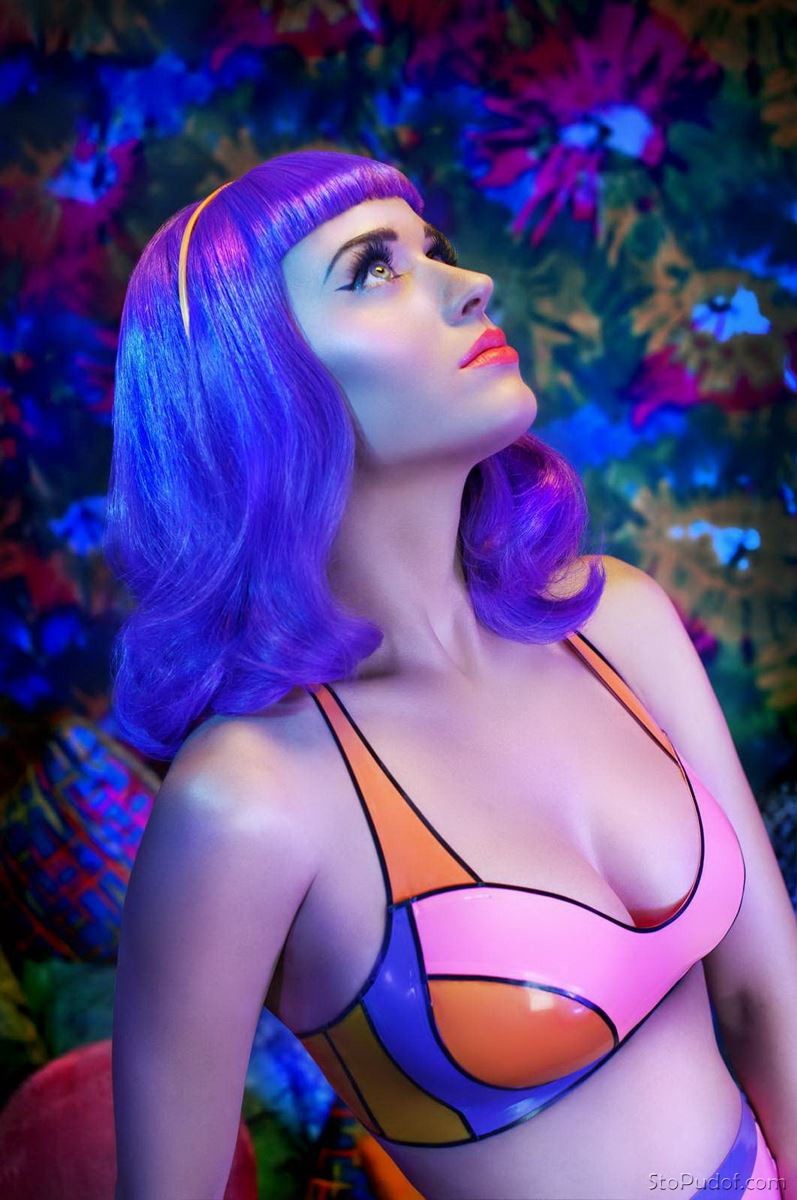 Miley Cyrus Katy Perry Porn - Katy Perry Nude Pics 2021